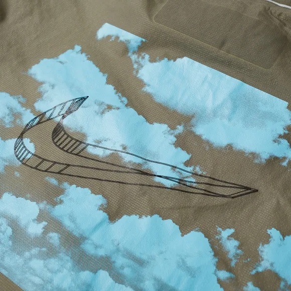 Nike L NRG iSPA Packable Jacket Light Army & Black - Picture 5 of 16